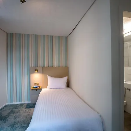 Krone By B-smart Hotel 3*